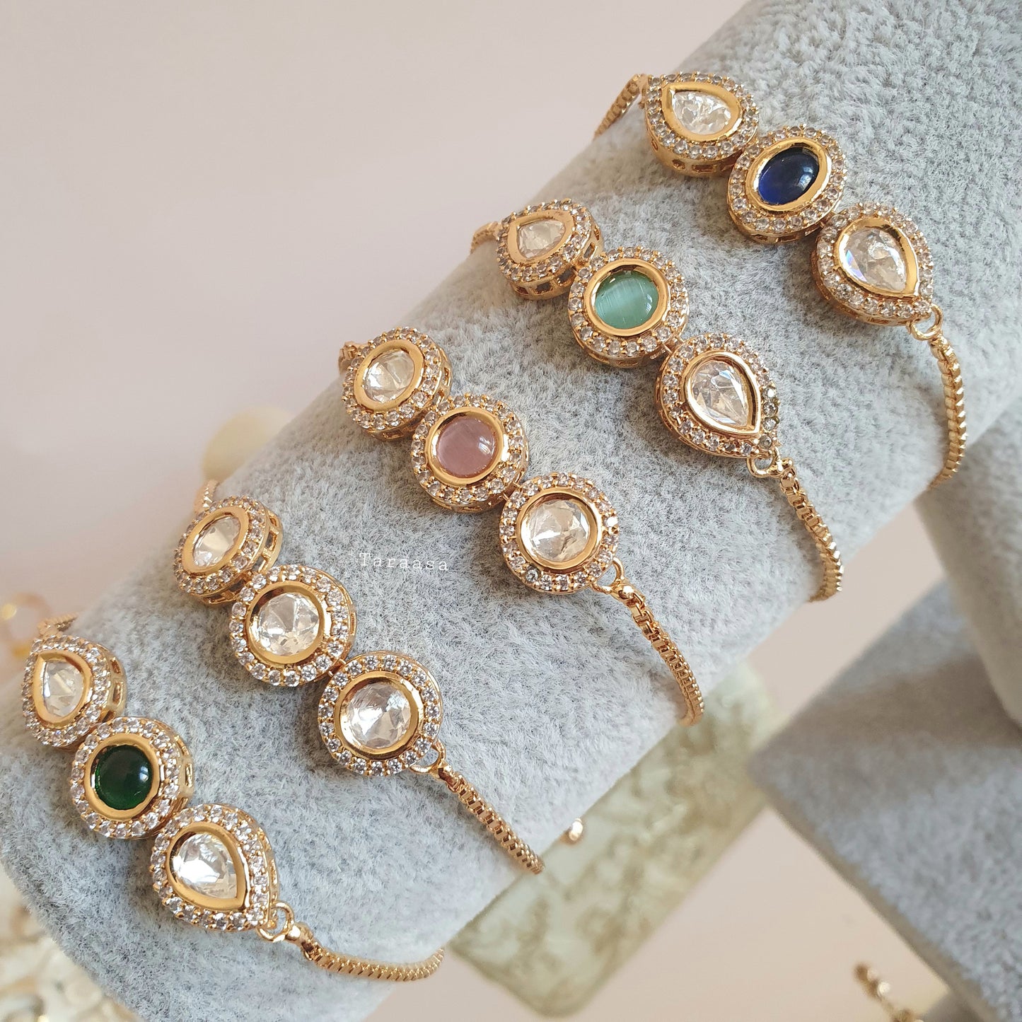 Sapphire Kundan Bracelet (Round)