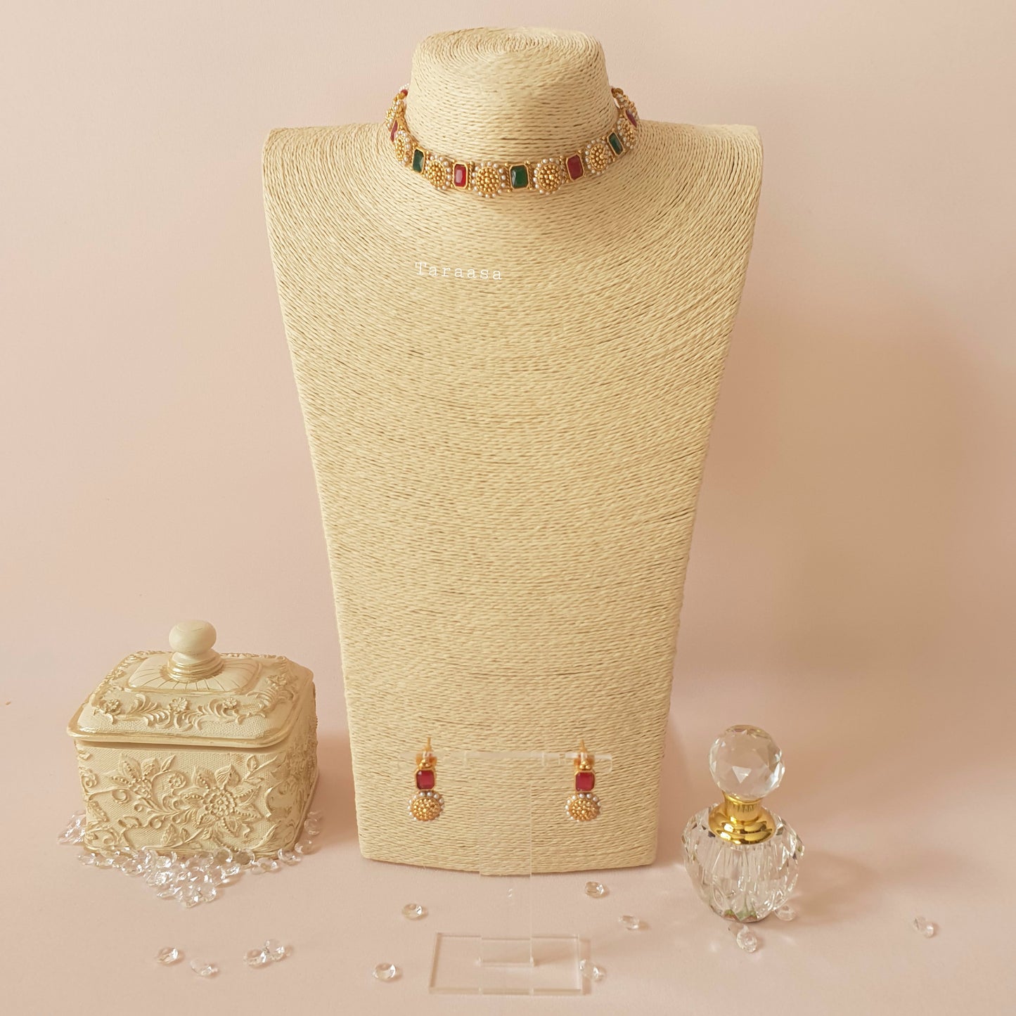 Traditional Choker Red & Green