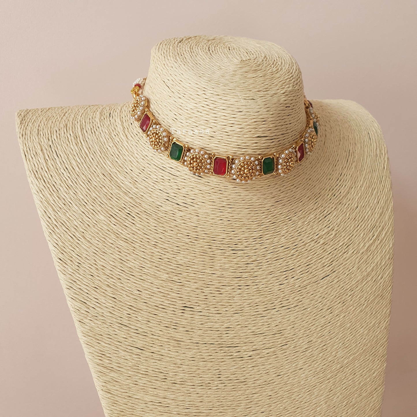 Traditional Choker Red & Green