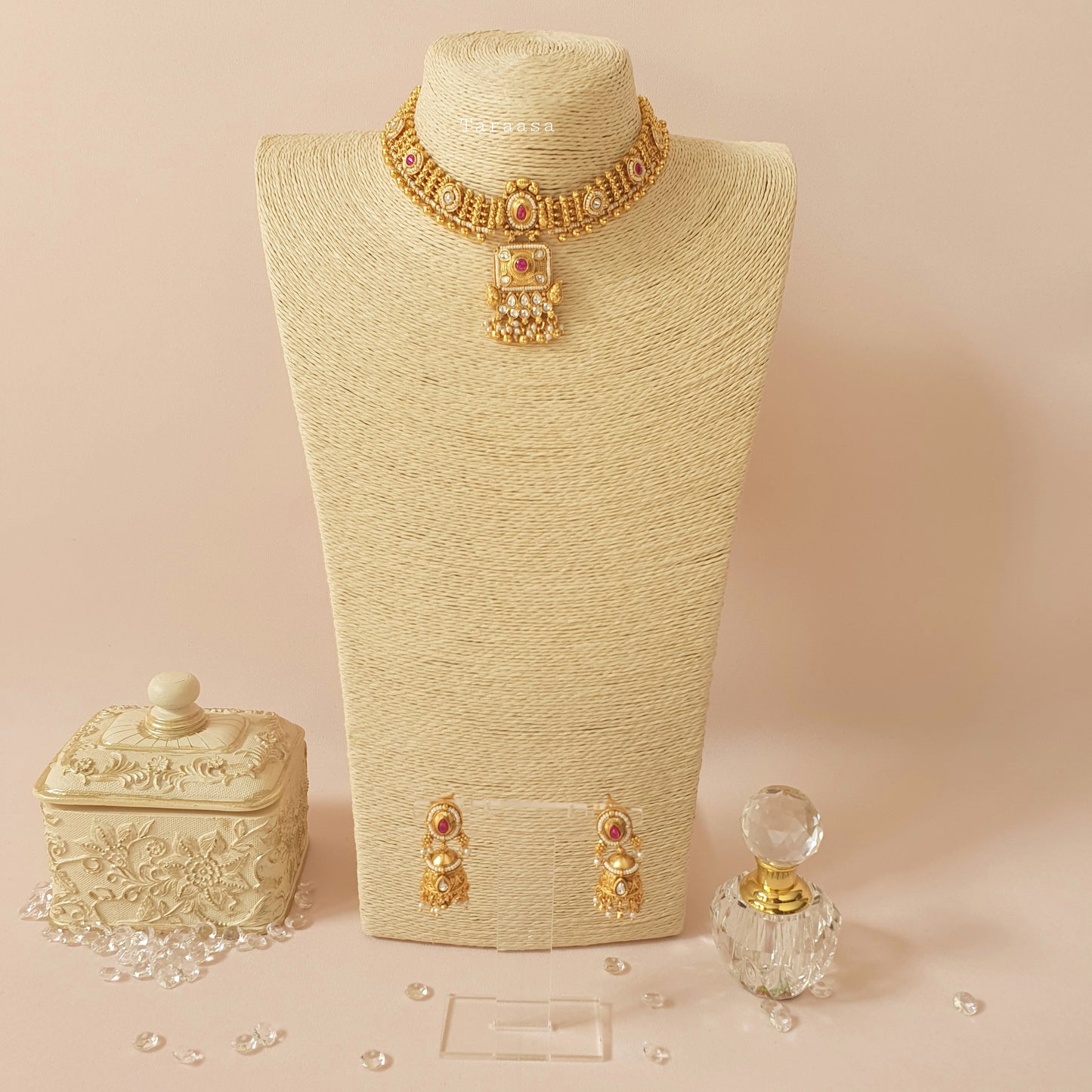 Heritage Choker Cerise