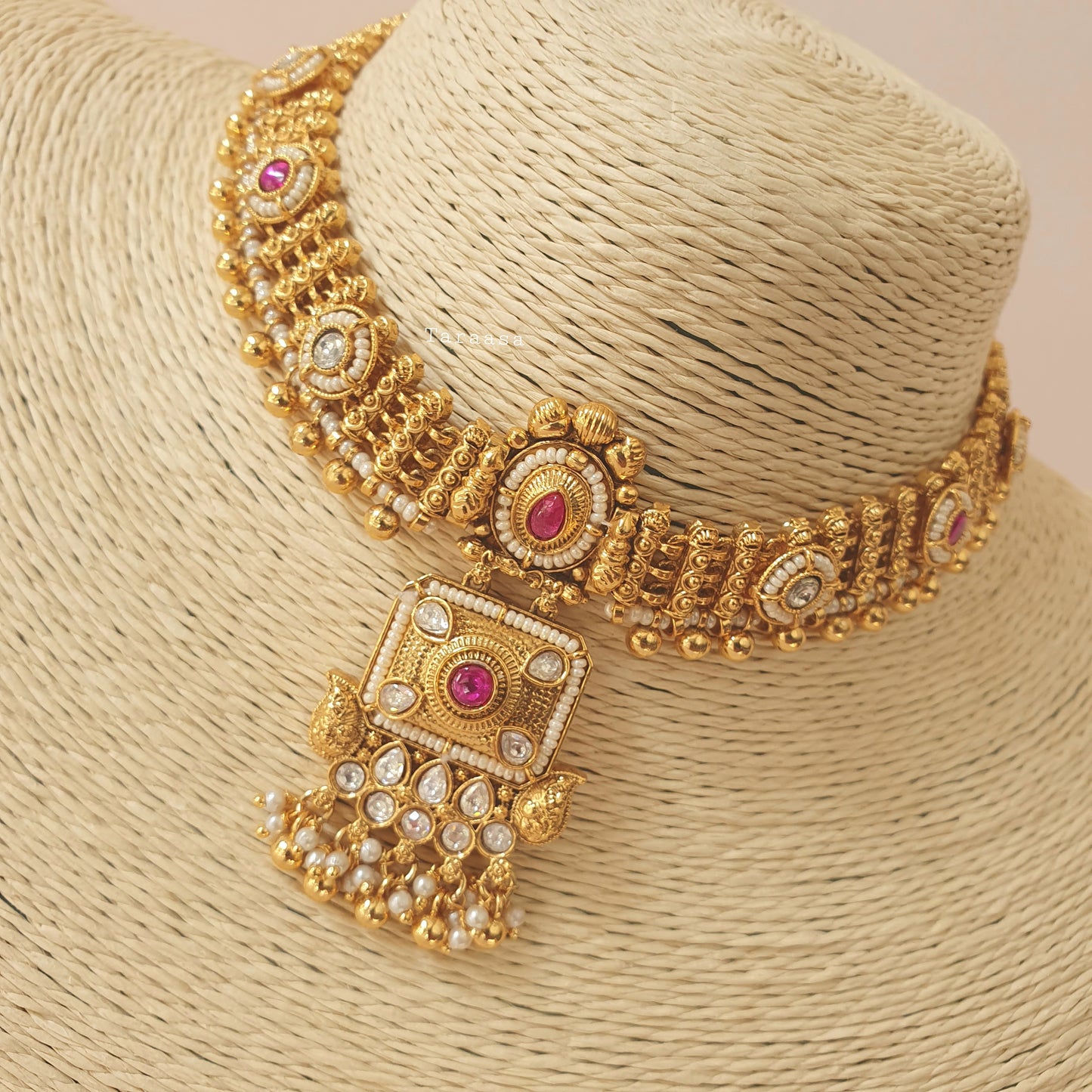 Heritage Choker Cerise