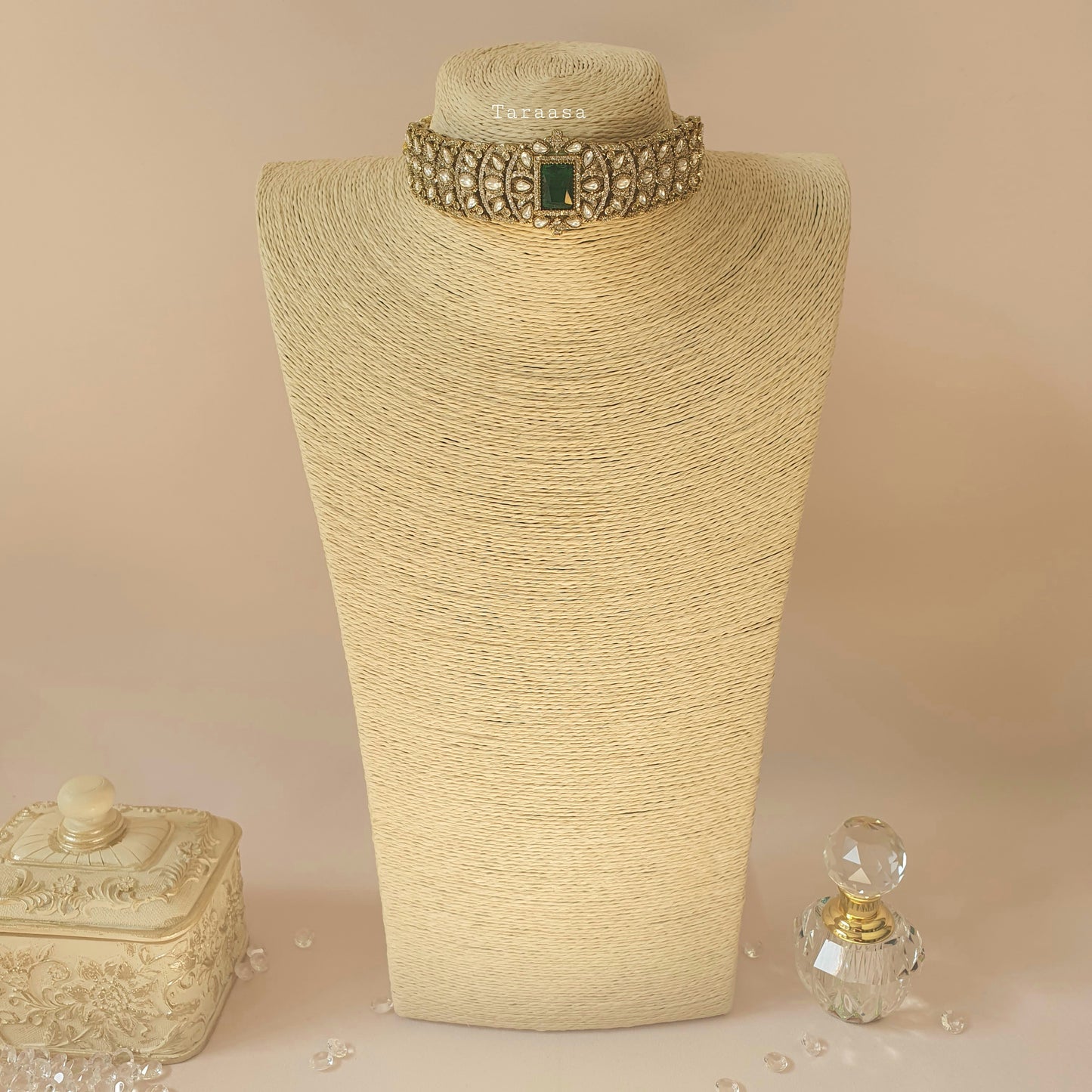 Victorian Kundan Choker Emerald