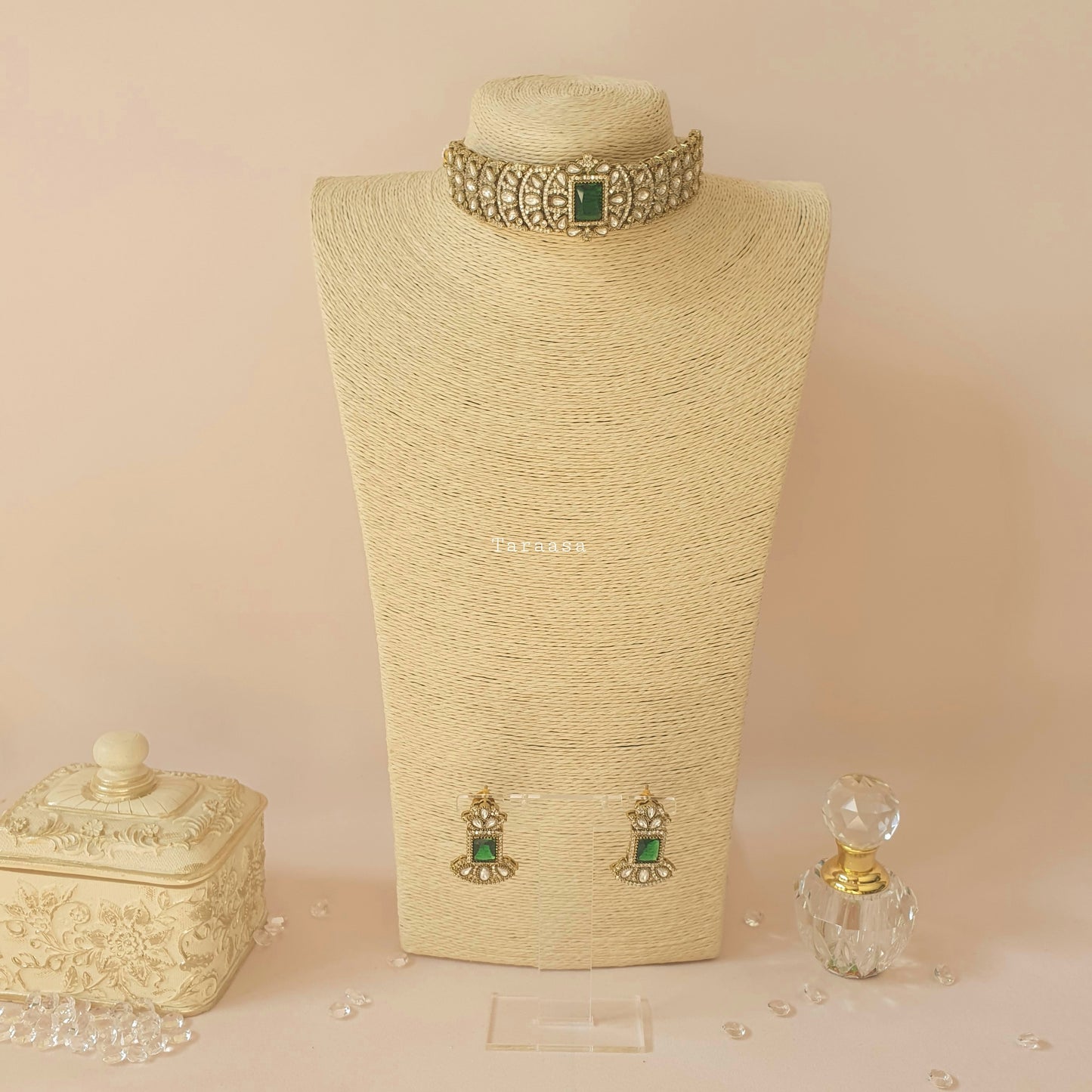 Victorian Kundan Choker Emerald