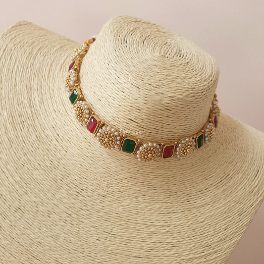 Traditional Choker Red & Green