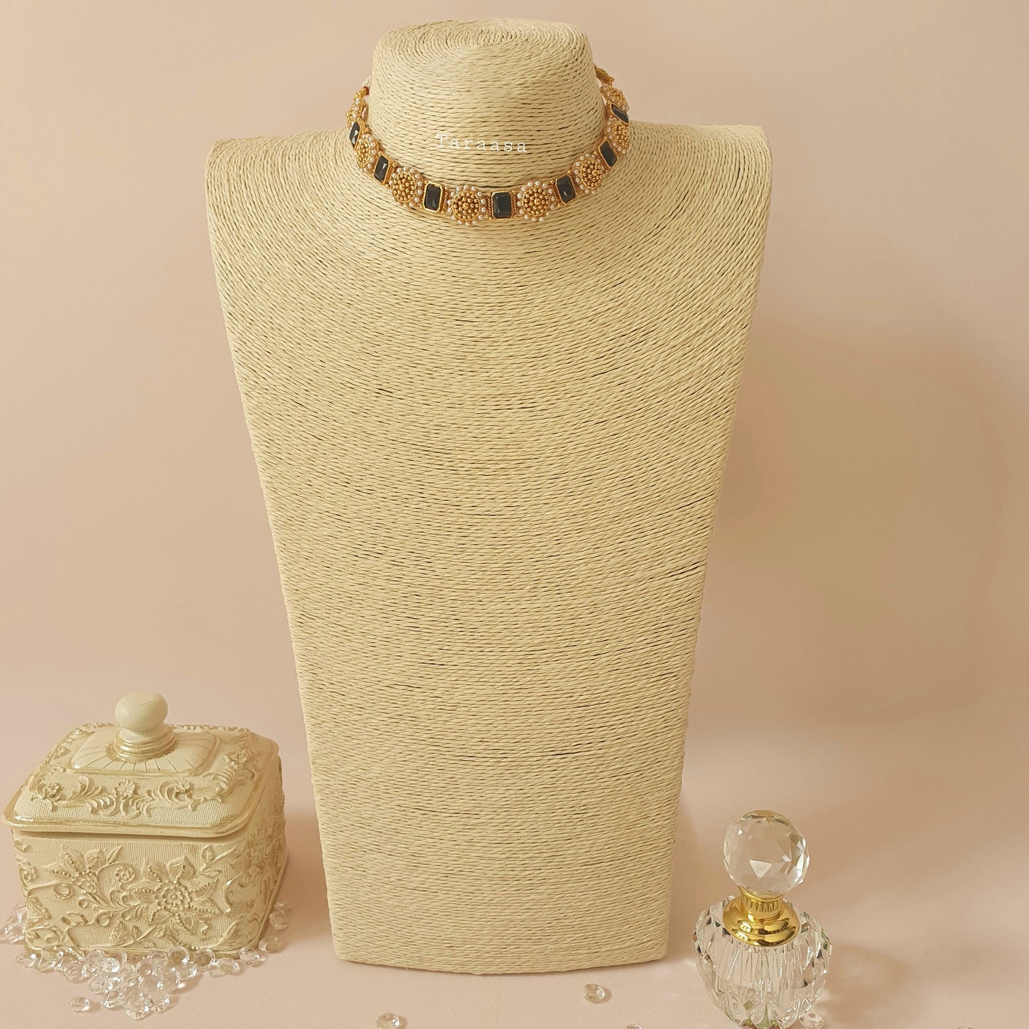 Traditional Choker Set Navy
