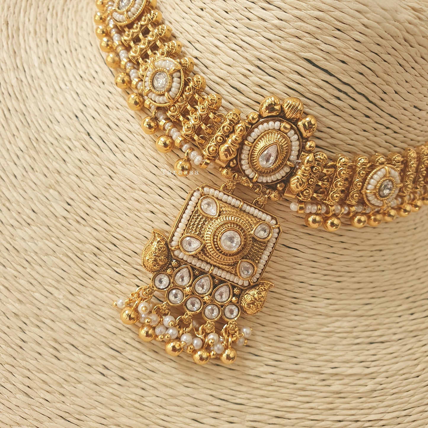 Heritage Choker Gold