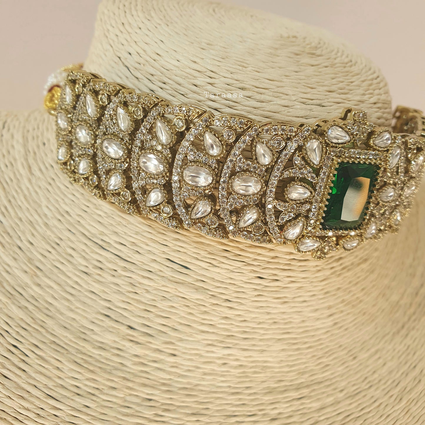 Victorian Kundan Choker Emerald