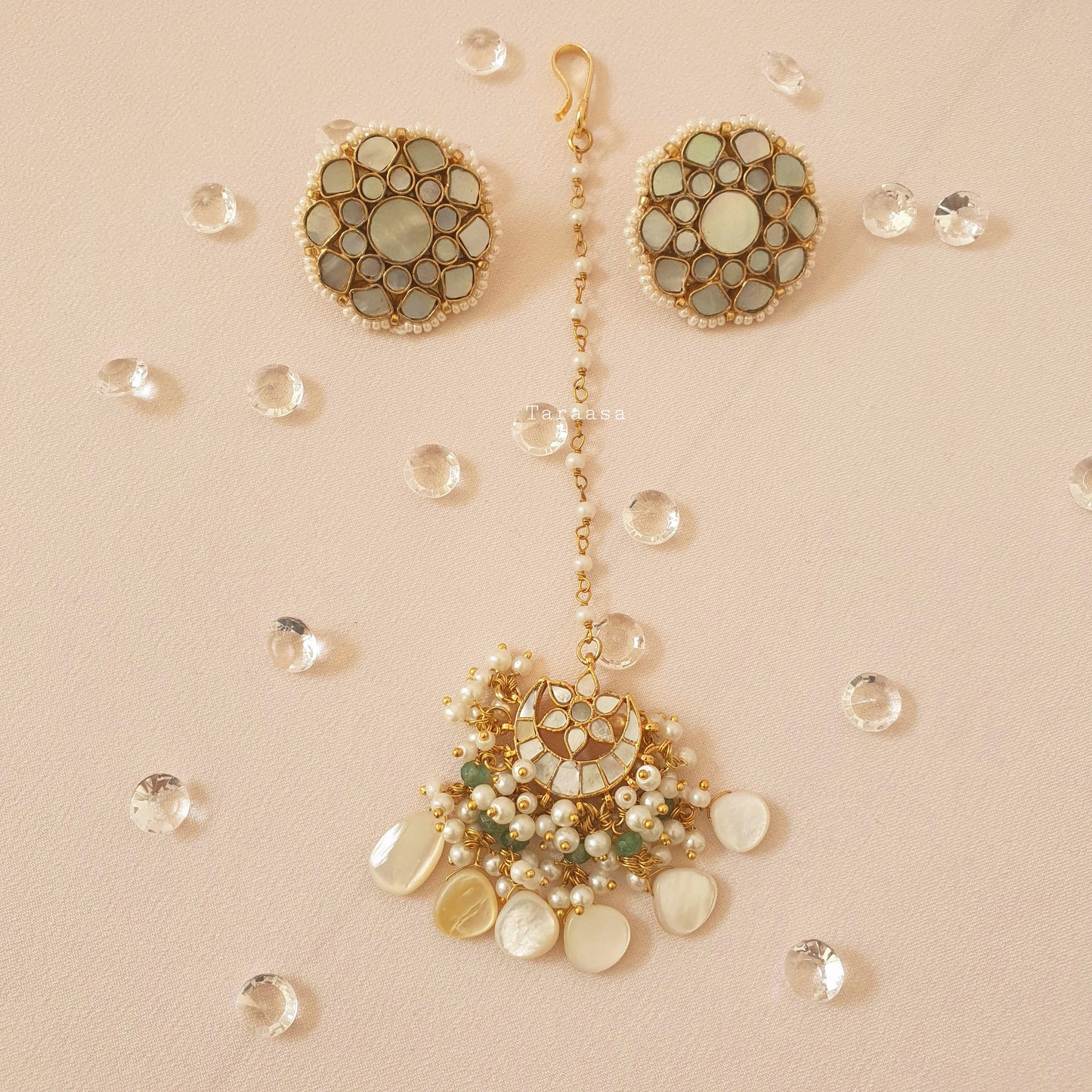 Mother of Pearl Stud Earring & Maang Tikka Set
