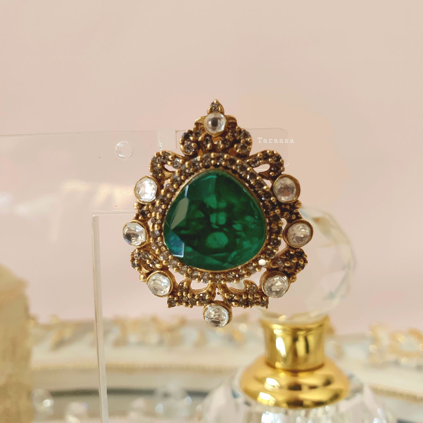 Emerald Kundan Studs