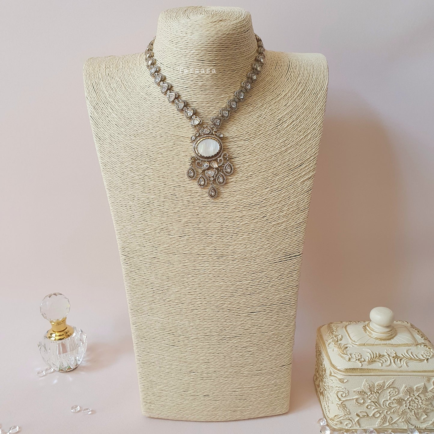 Pearl Silver Kundan Set