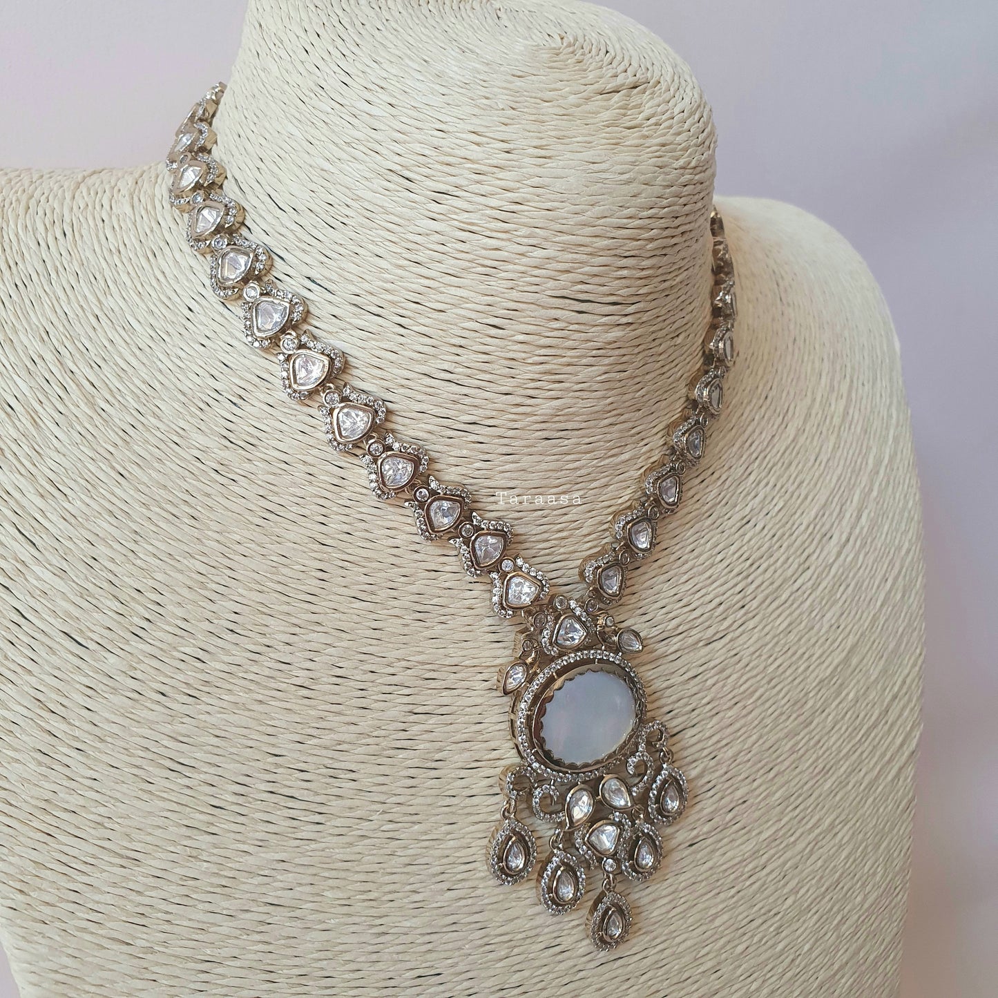 Pearl Silver Kundan Set