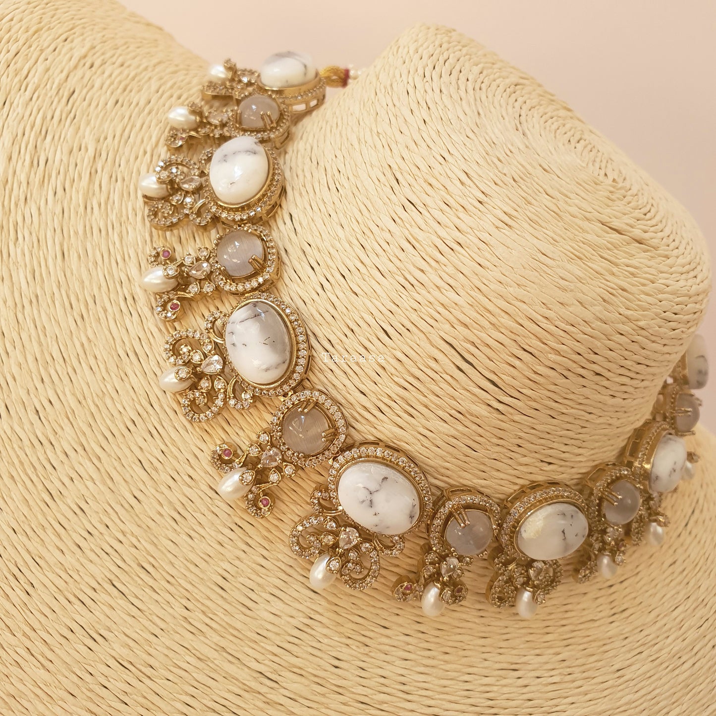 Marble Choker