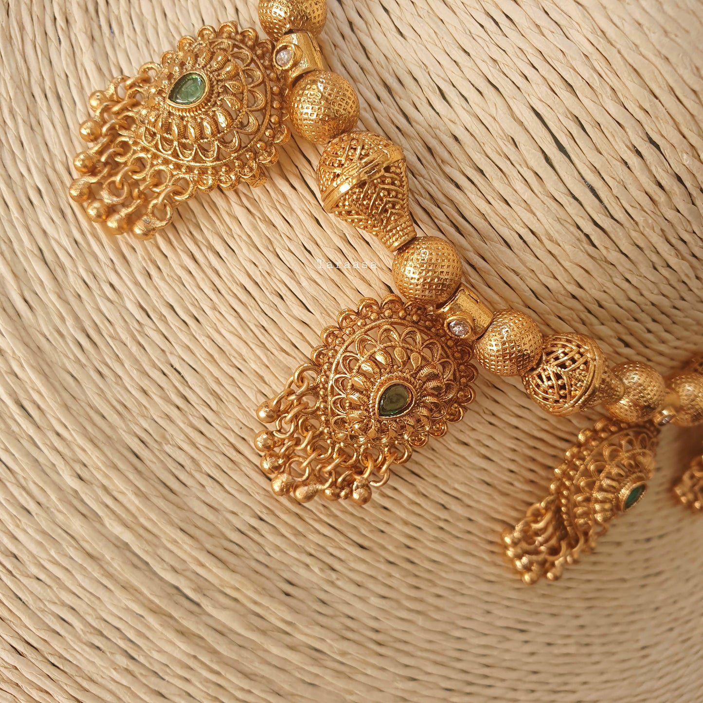 Traditional Emerald Nakshi Choker