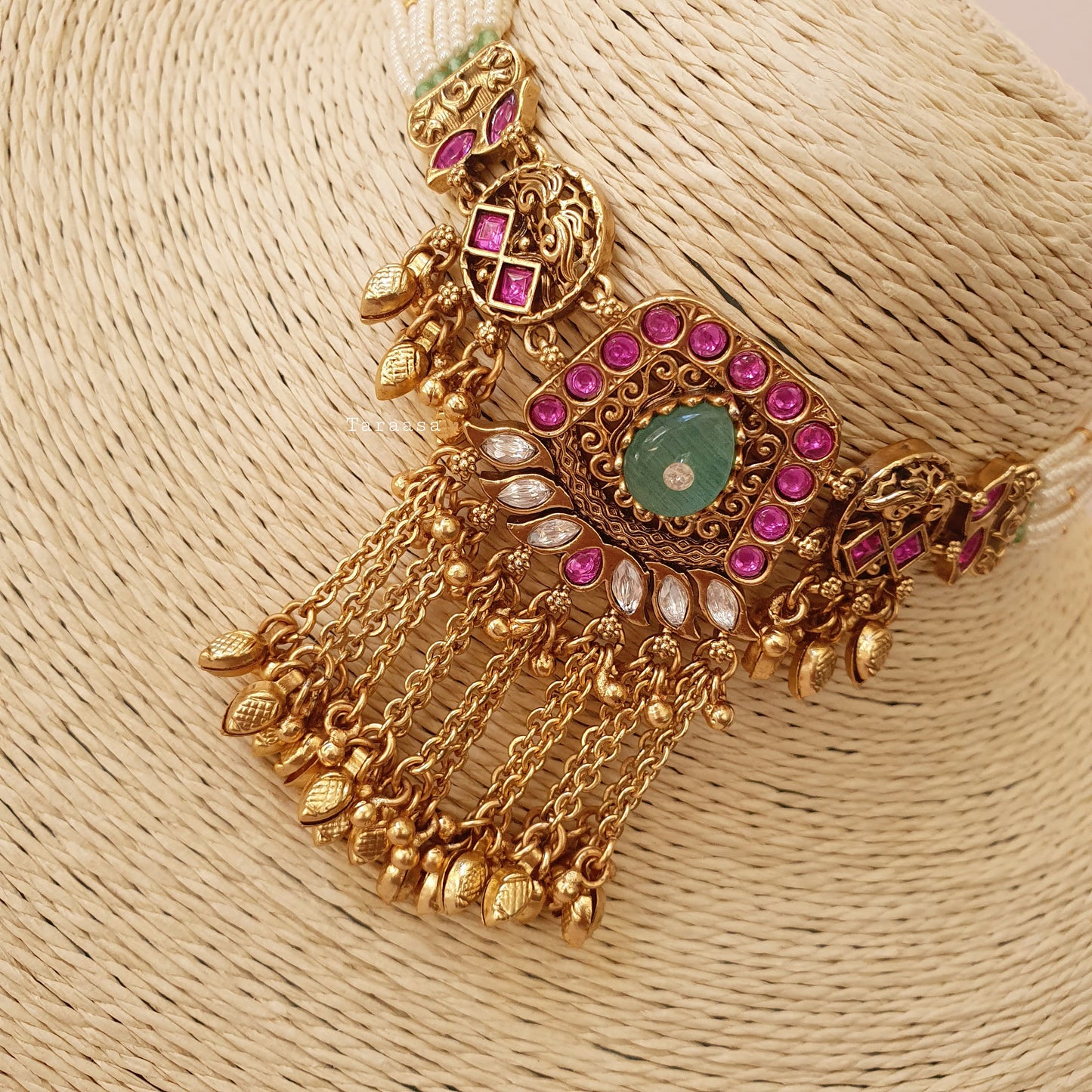 Heritage Choker