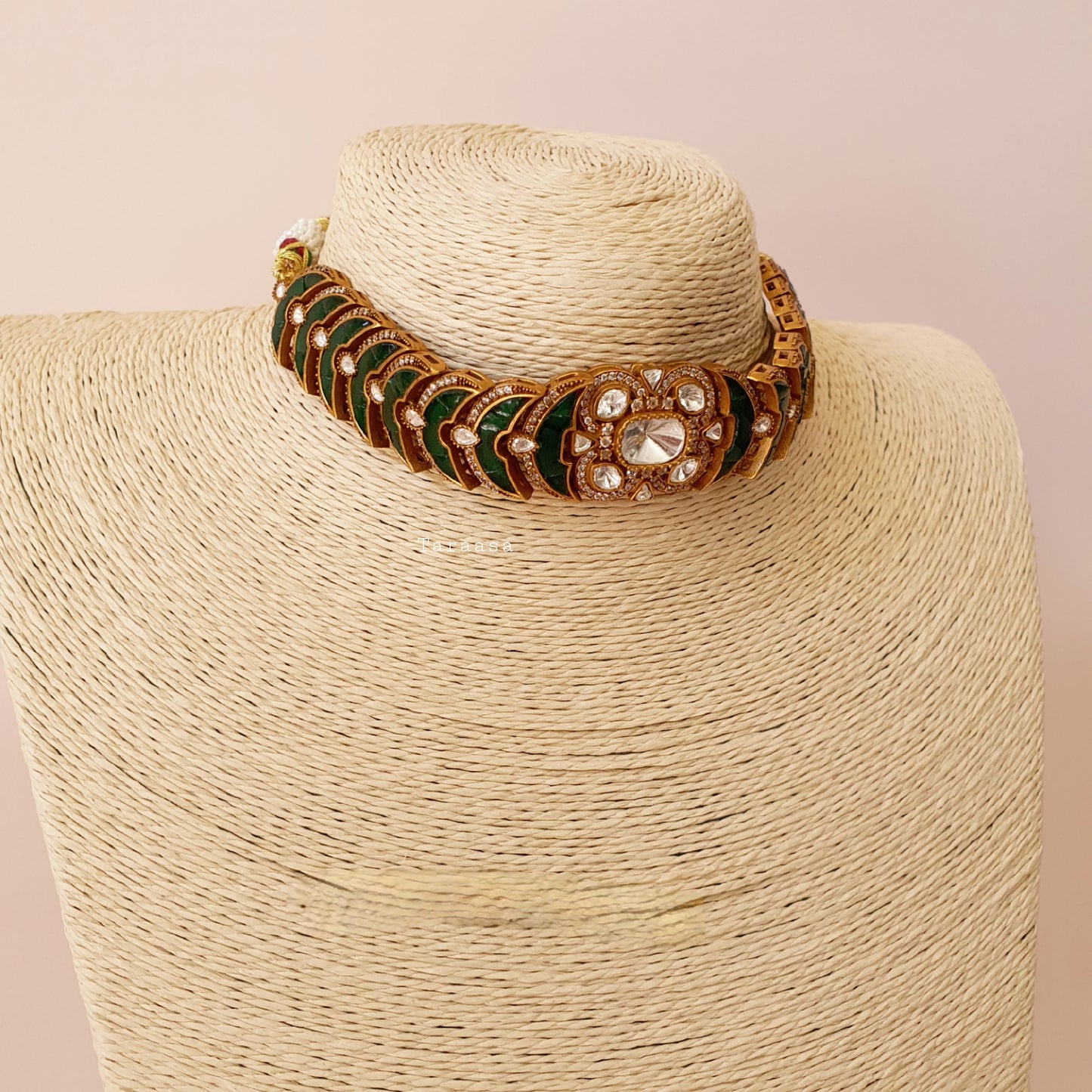 Emerald Kundan Choker