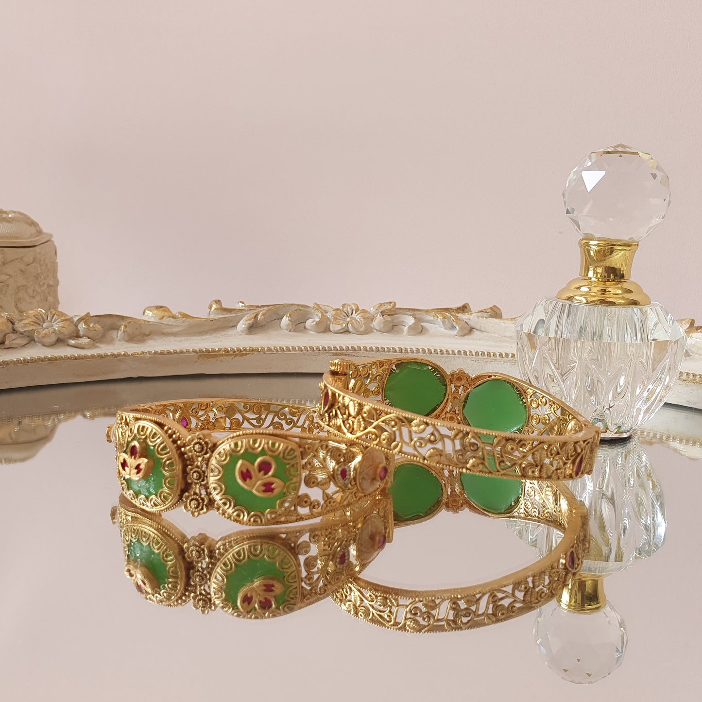 Green Heritage Kangans