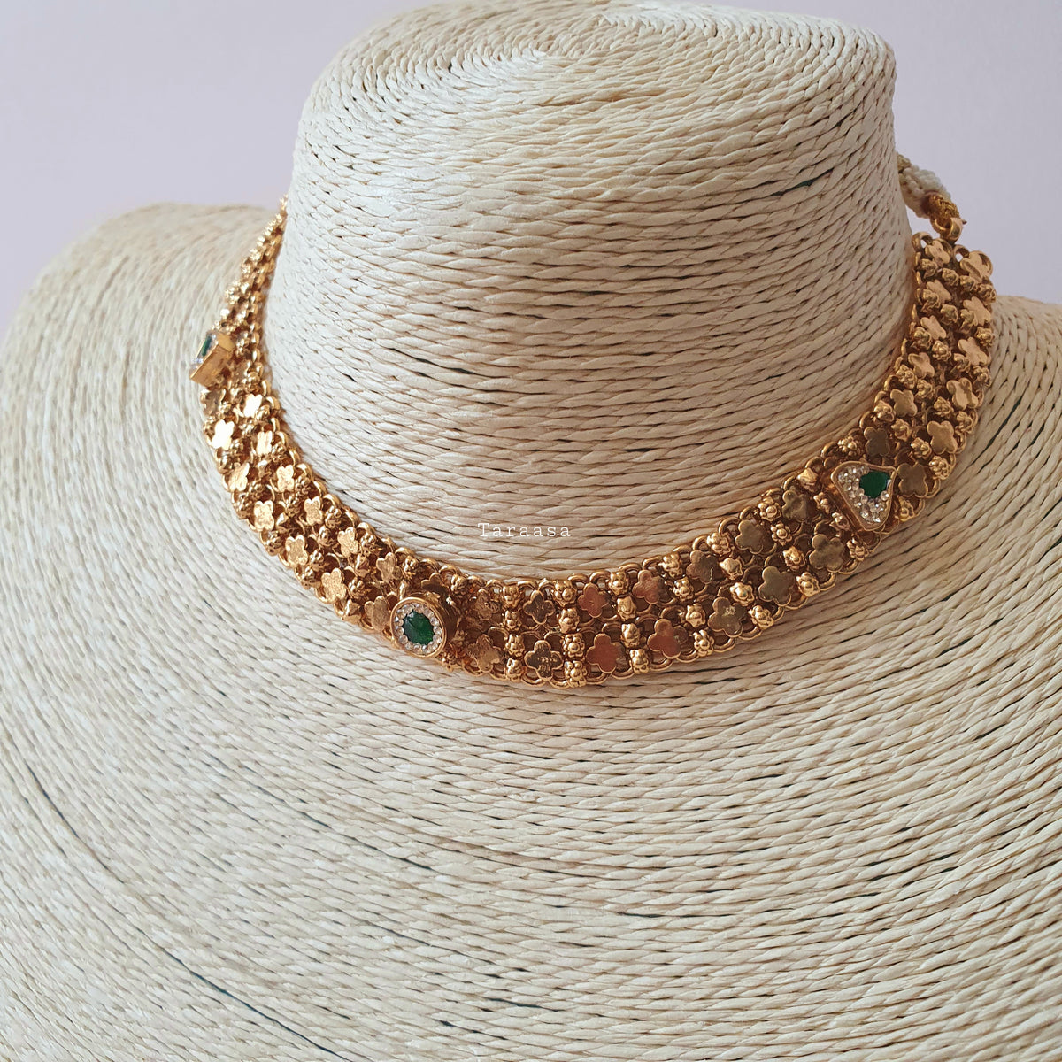 Green Choker Set