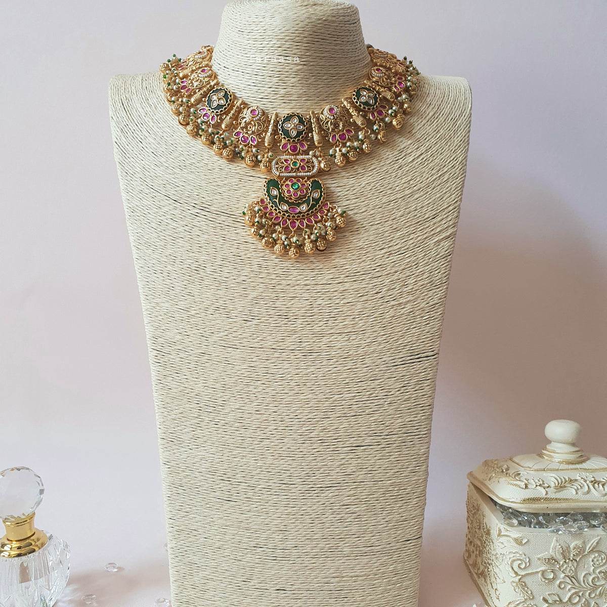 Heritage Choker