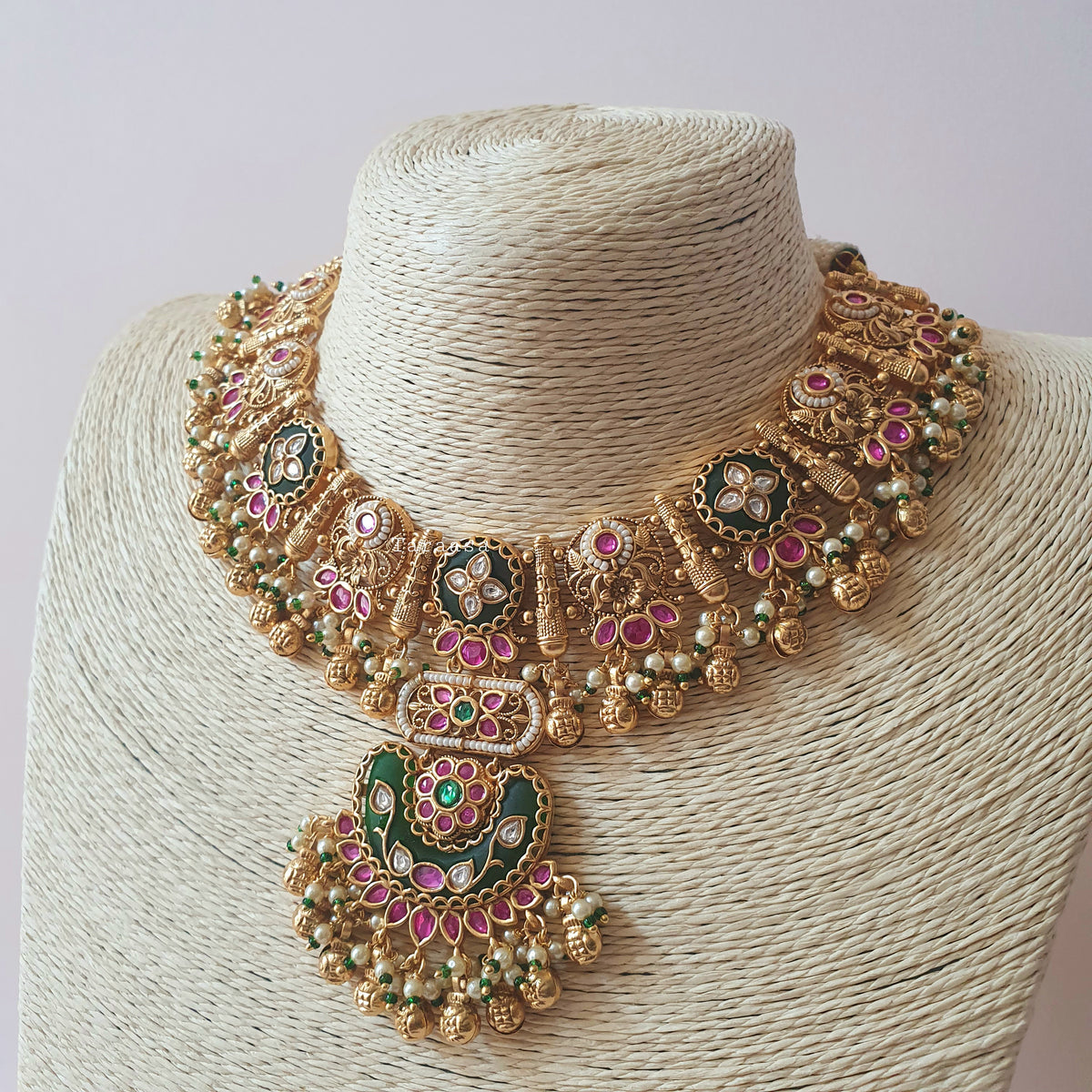 Heritage Choker