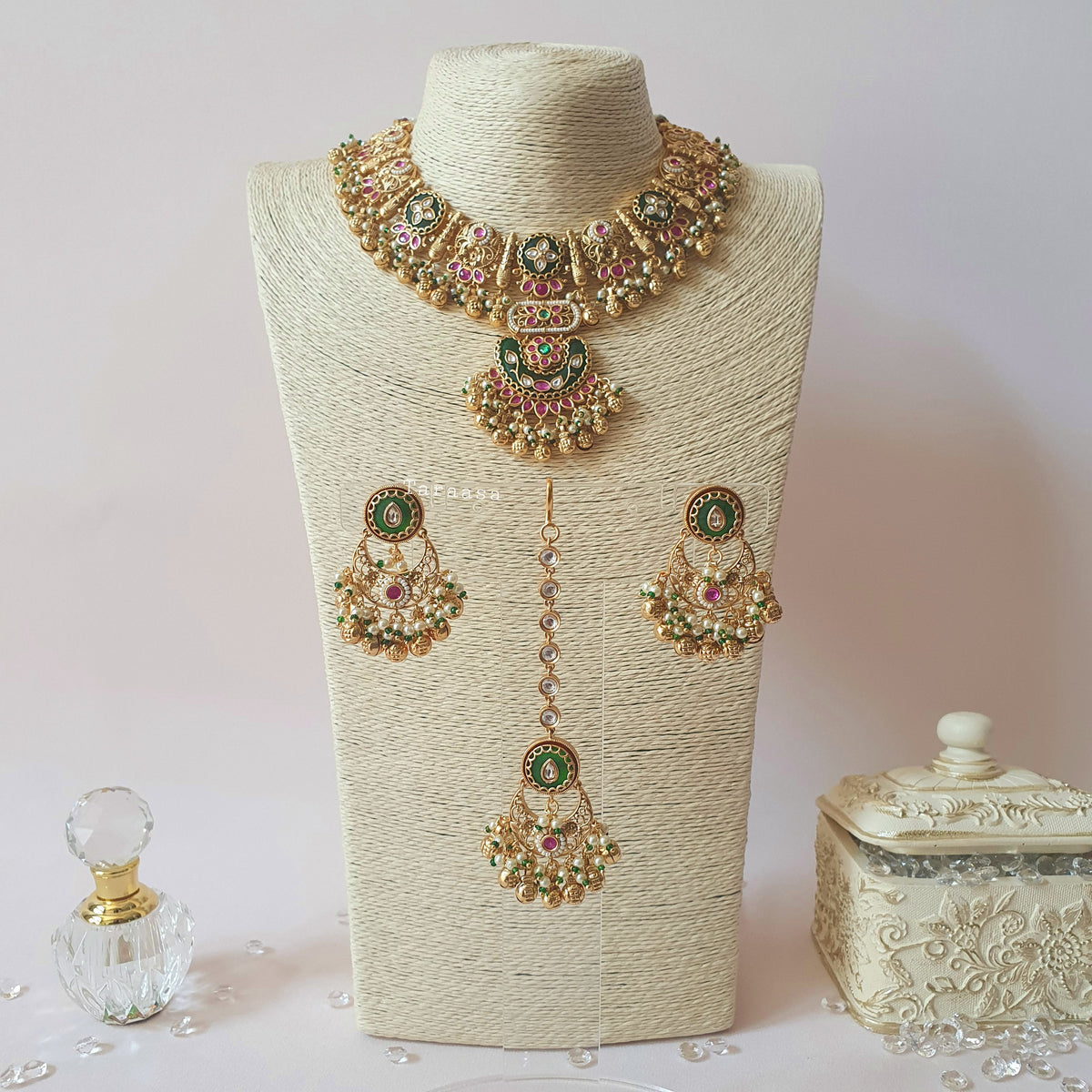 Heritage Choker