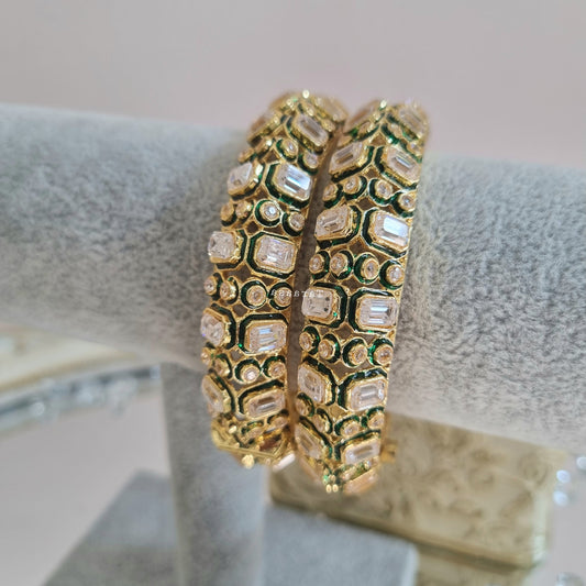 Emerald Cut Kundan Kangan