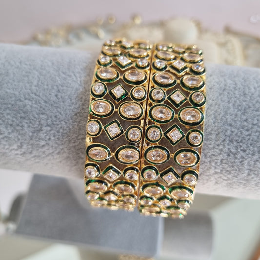 Oval Cut Kundan Kangan