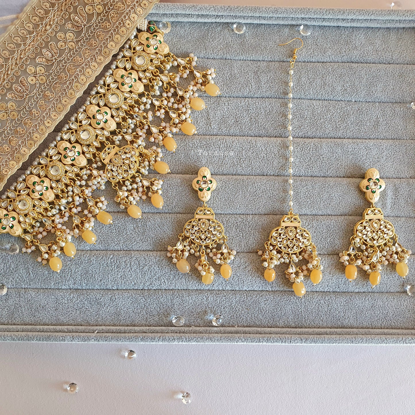 Peach Meenakari and Kundan Choker