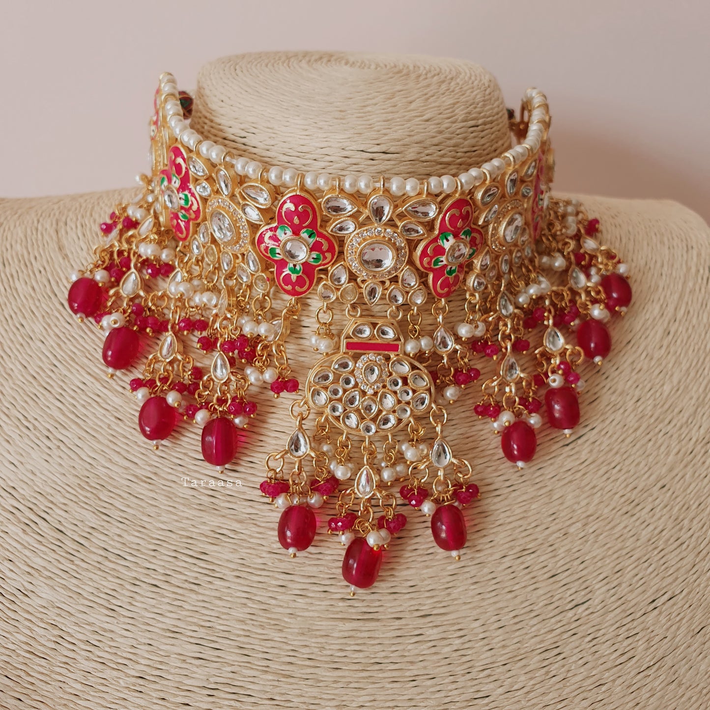 Cerise Meenakari and Kundan Choker