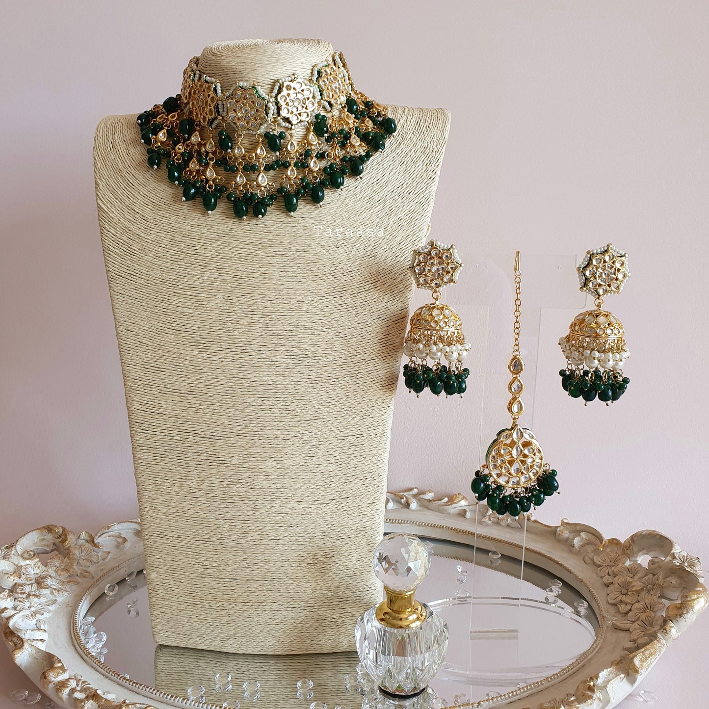 Emerald Kundan Choker