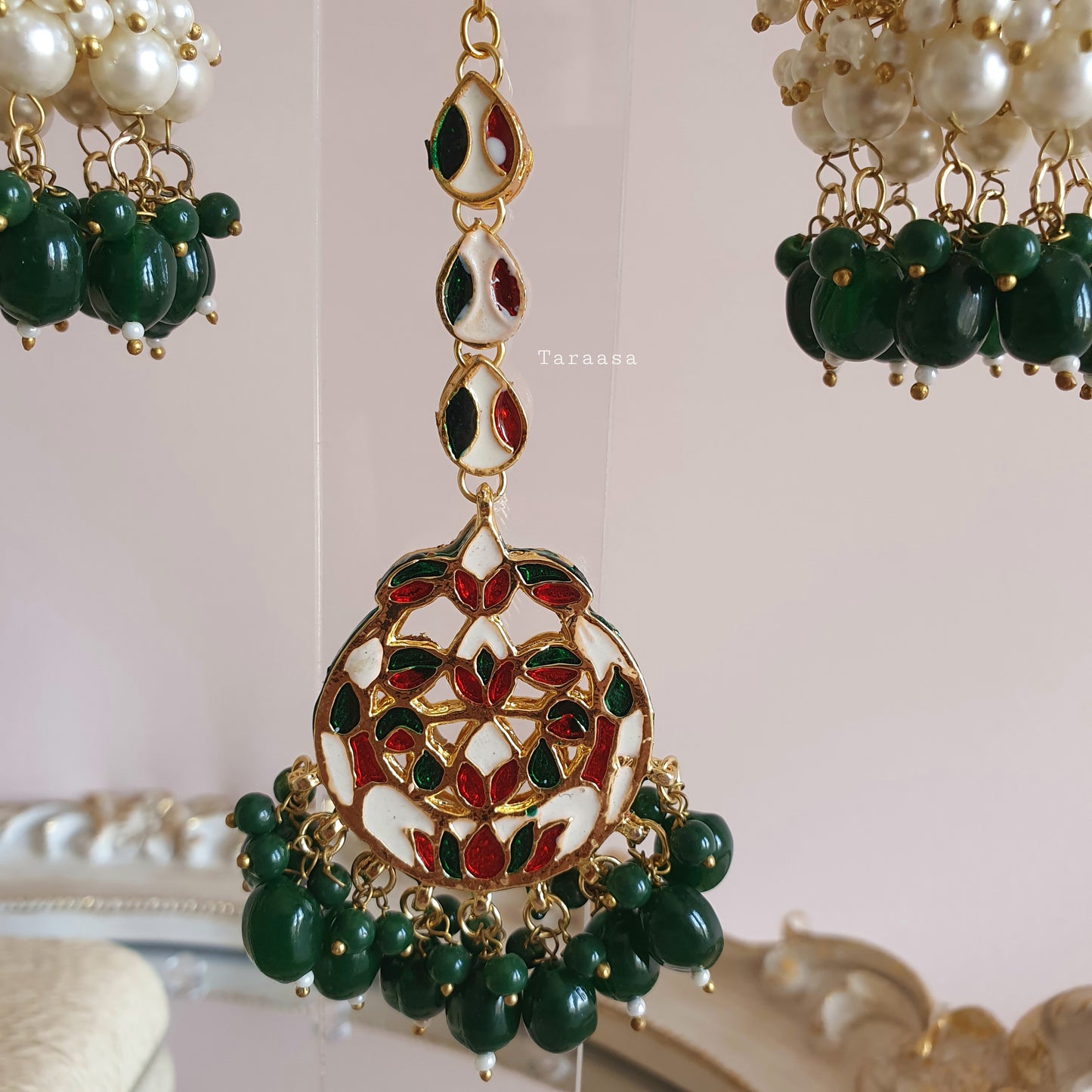 Emerald Kundan Choker